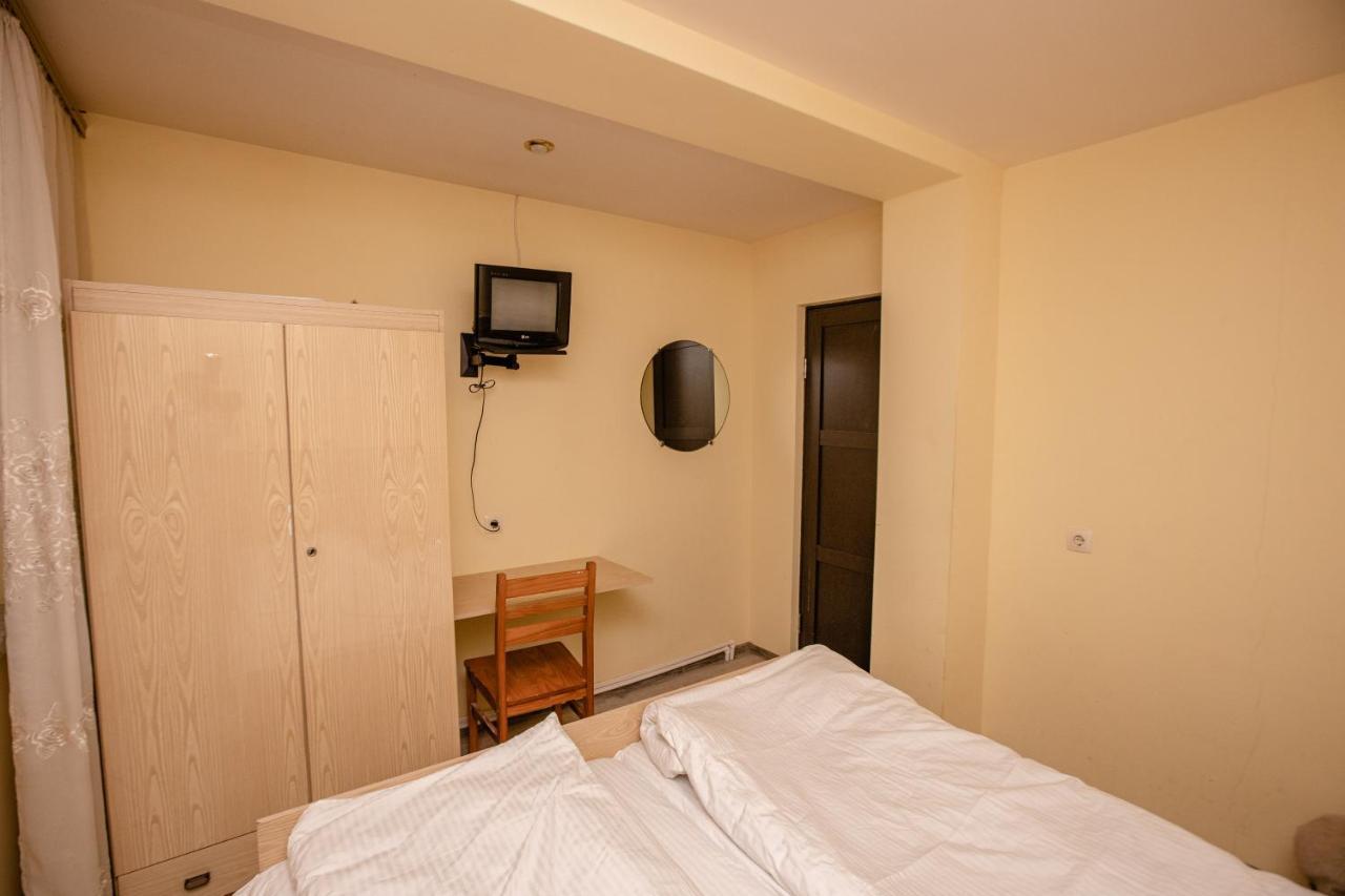 Arsego Hostel Ванадзор Екстериор снимка
