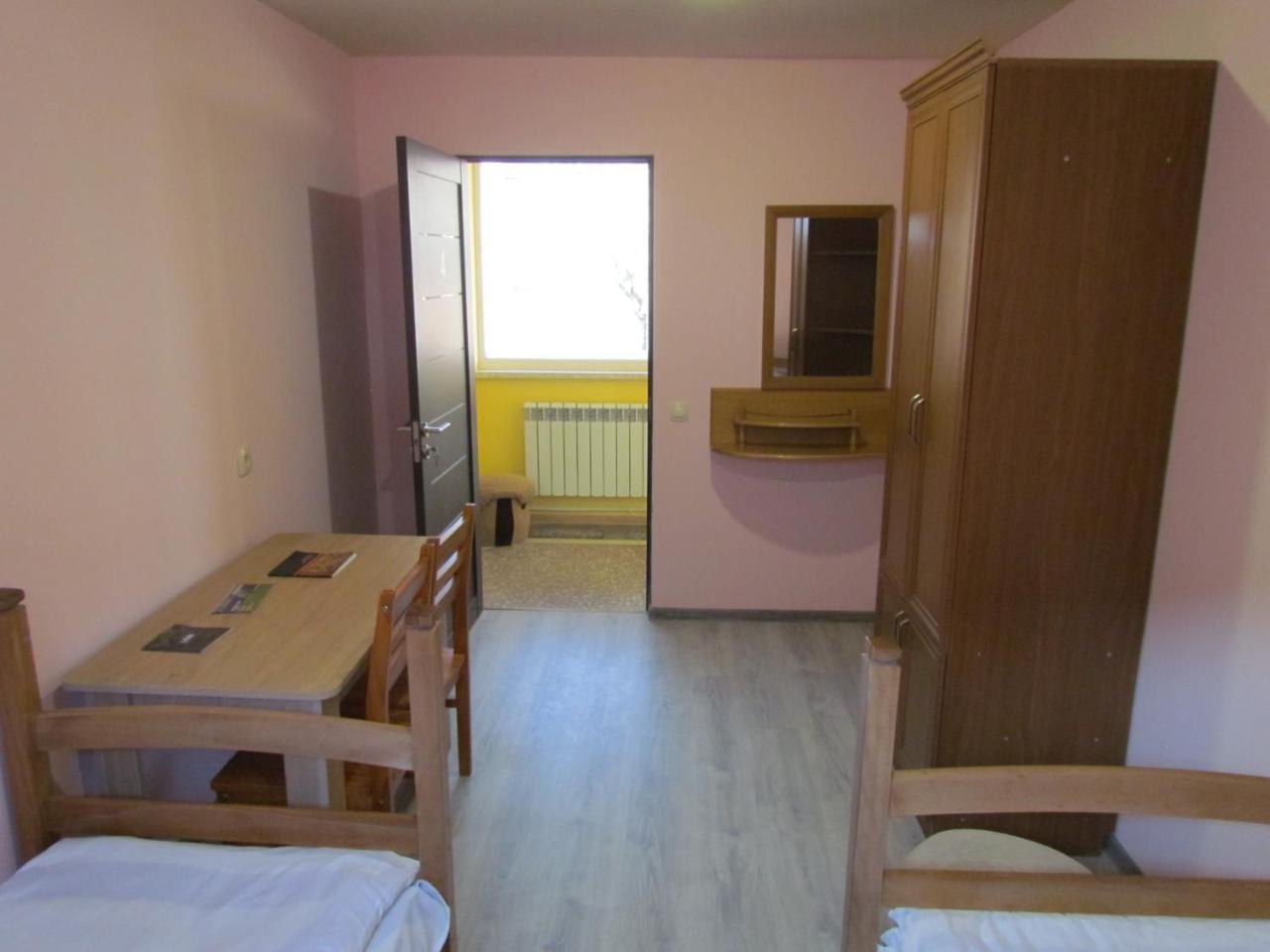 Arsego Hostel Ванадзор Екстериор снимка